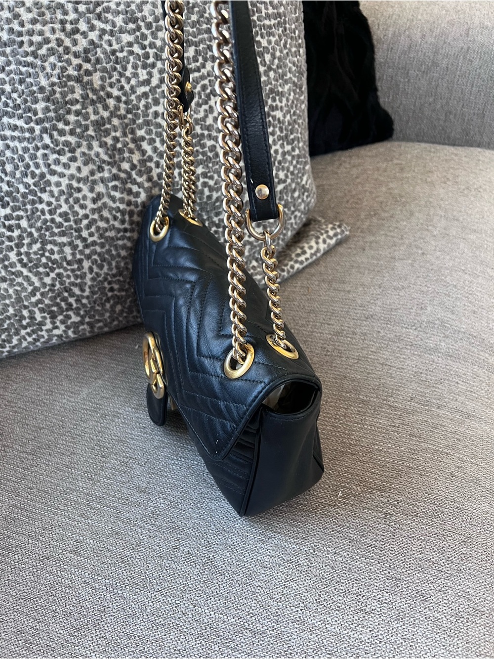 Gucci GG Marmont Matelassé Black Leather Small Shoulder Bag - Picture 6 of 12